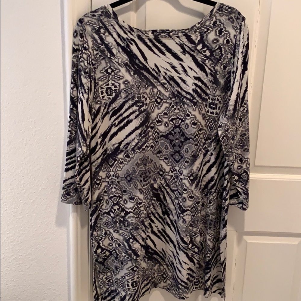 Short dress